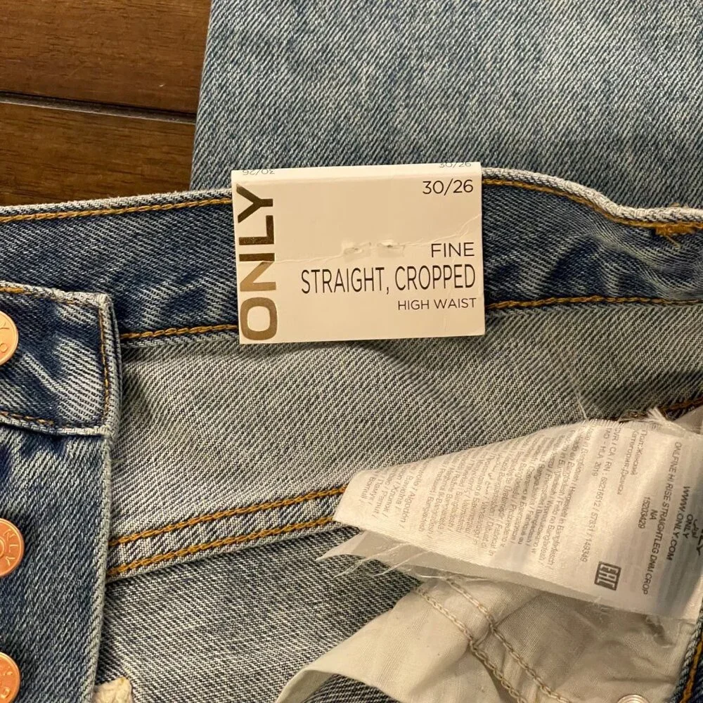 NWT Only Fine Hi Rise Straight Leg Crop Denim Size W30 L26